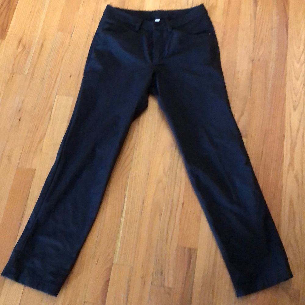 Lululemon zip and button fly. Lightly worn pants.